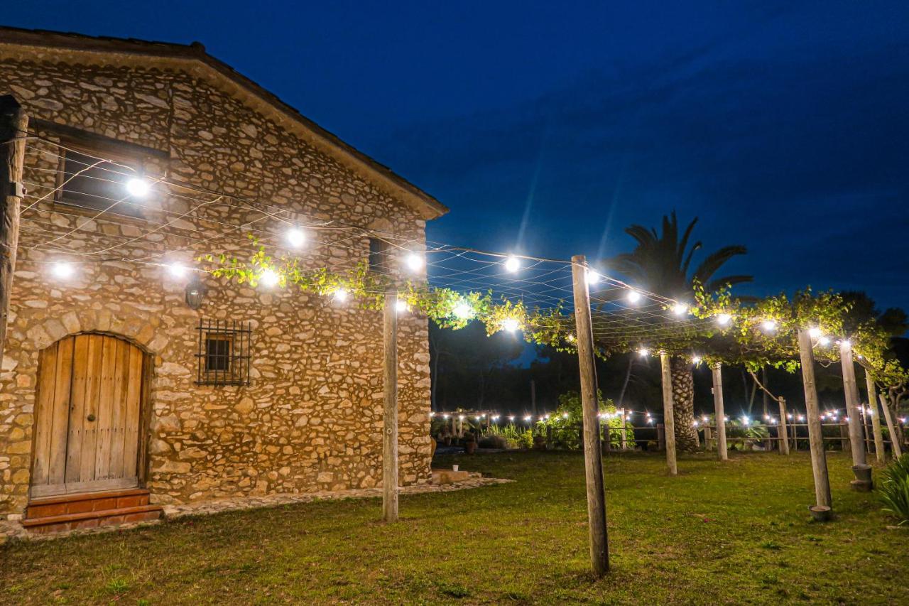 Masia Pou De La Vinya Sitges Eksteriør bilde